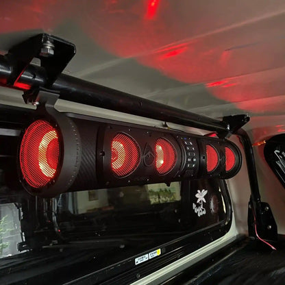 SoundExtreme SE26 on a vehicle with a blurred background